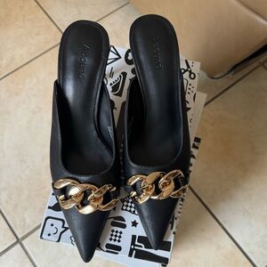 Abound Black and Gold Women's Heels